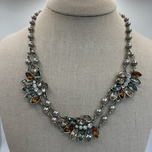 Fashion Jewelry Jewelry - Gray Faux Pearl Rhinestone Necklace Double Strand Floral Statement Bib